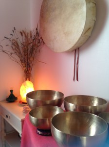 Bols chantants tibétains, bols sonores, massages aux bols tibétains à Pontcharra, la Rochette, Allevard, Montmélian, Chapareillan, Chambéry et Albertville en Savoie et Isère